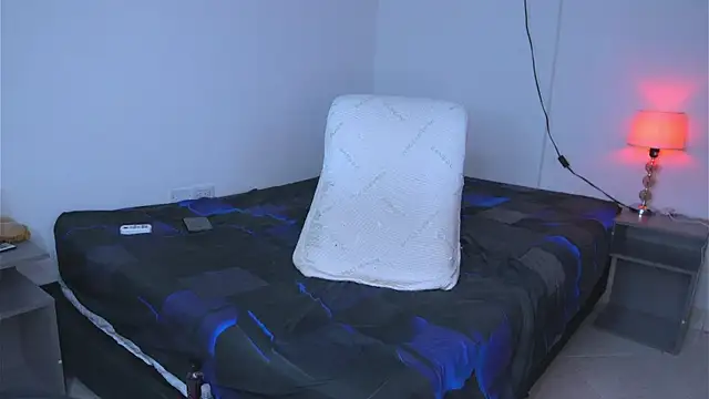 Snapshot of argiee_taylorxs2 chatting on 09-12-25, 06:24 argiee taylorxs2 online show from 09-12-25, 06:24