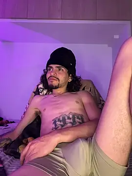 Snapshot of aangie__uwu chatting on 01-25-25, 02:47 aangie uwu online show from 01-25-25, 02:47