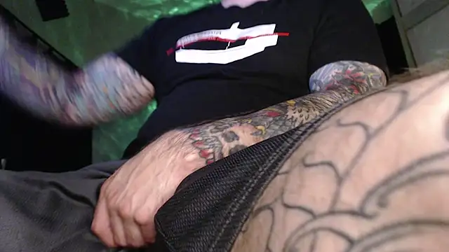 Snapshot of zedizded77 chatting on 01-05-25, 04:04 zedizded77 online show from 01-05-25, 04:04