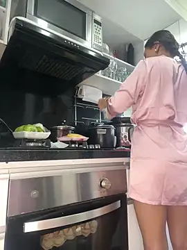 Snapshot of Maiaa_evans chatting on 03-07-25, 03:28 Maiaa evans online show from 03-07-25, 03:28