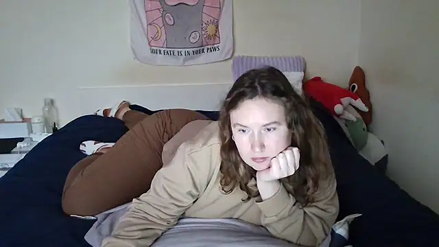 Snapshot of franceska_blue chatting on 12-23-24, 01:45 franceska blue online show from 12-23-24, 01:45