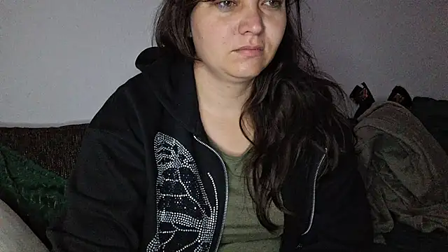 Cyndee Winter online show from 09-22-25, 05:31