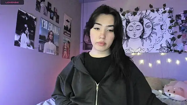 Anisawithlove online show from 01-23-25, 06:35