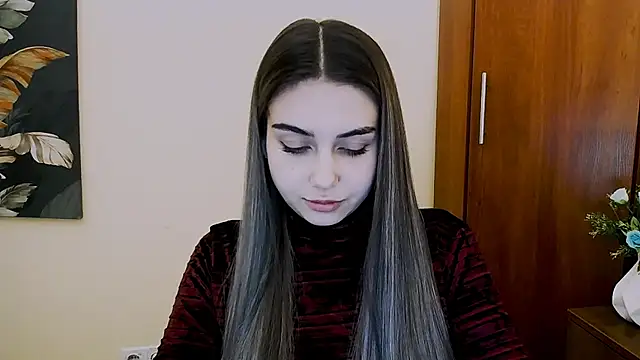 Lili magic online show from 02-13-25, 04:39