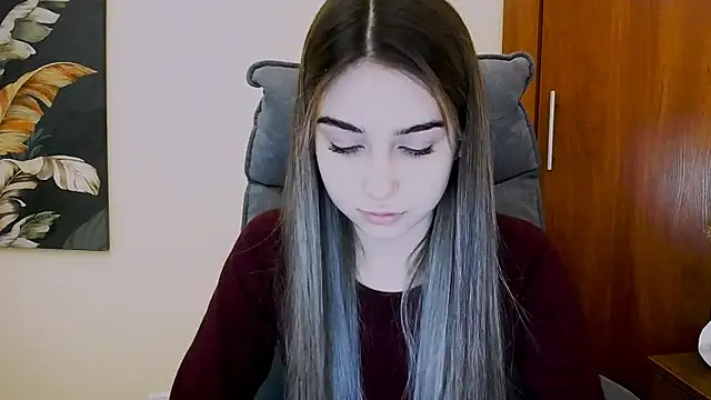 Lili magic online show from 02-18-25, 01:22