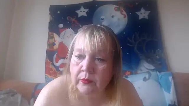 Snapshot of Blasflittchen chatting on 12-13-24, 11:34 Blasflittchen online show from 12-13-24, 11:34