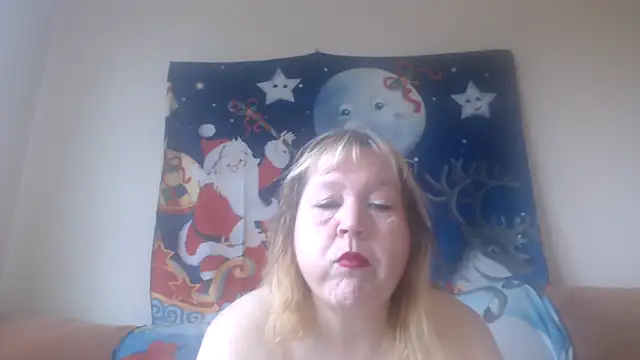 Snapshot of Blasflittchen chatting on 12-16-24, 11:22 Blasflittchen online show from 12-16-24, 11:22