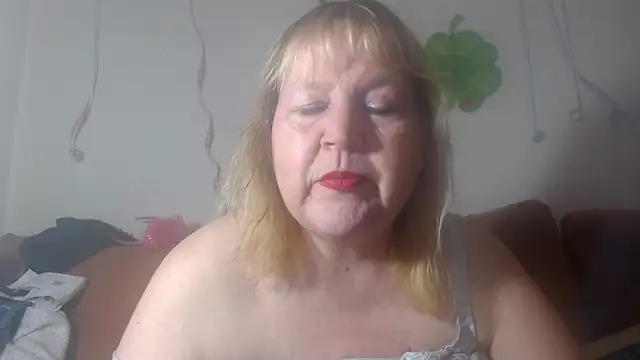 Snapshot of Blasflittchen chatting on 01-03-25, 05:31 Blasflittchen online show from 01-03-25, 05:31