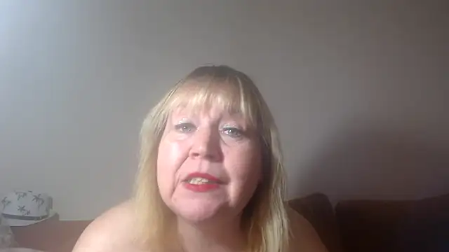 Snapshot of Blasflittchen chatting on 01-23-25, 05:21 Blasflittchen online show from 01-23-25, 05:21