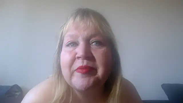 Snapshot of Blasflittchen chatting on 03-02-25, 11:50 Blasflittchen online show from 03-02-25, 11:50