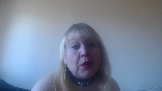 Snapshot of Blasflittchen chatting on 03-19-25, 10:11 Blasflittchen online show from 03-19-25, 10:11