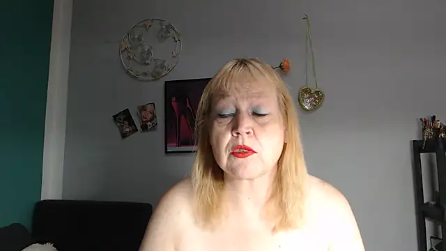 Snapshot of Blasflittchen chatting on 07-06-26, 10:34 Blasflittchen online show from 07-06-26, 10:34