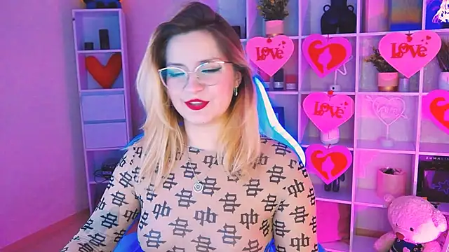 Snapshot of Bryarre chatting on 02-10-25, 11:23 Bryarre online show from 02-10-25, 11:23