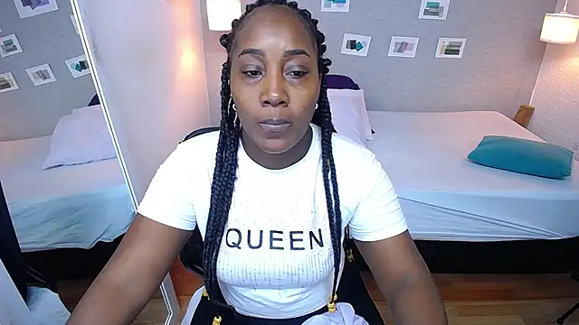 kiara evanss online show from 12-13-24, 08:26