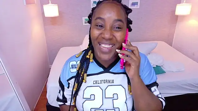 Snapshot of kiara_evanss chatting on 09-27-25, 07:41 kiara evanss online show from 09-27-25, 07:41