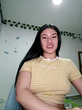 Snapshot of tara20_ chatting on 12-31-24, 04:16 tara20 online show from 12-31-24, 04:16