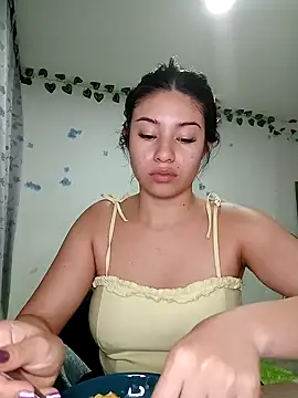 tara20  online show from 01-21-25, 02:22