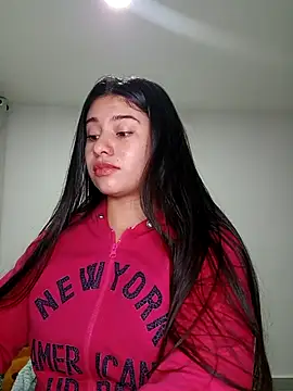 Snapshot of tara20_ chatting on 09-25-25, 04:38 tara20 online show from 09-25-25, 04:38