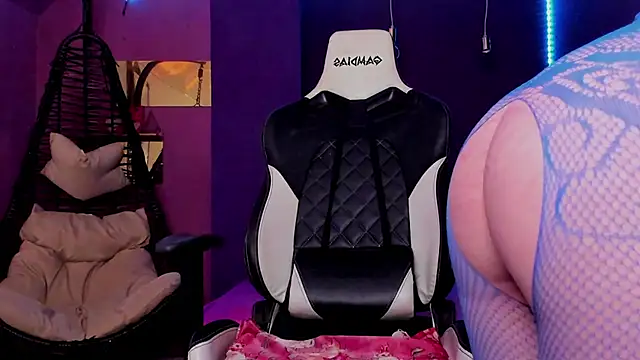 HalaanaTendeer online show from 12-13-24, 06:49