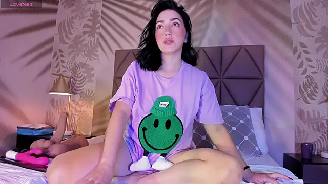 Snapshot of LIAH_IZUMI chatting on 01-13-25, 11:52 LIAH IZUMI online show from 01-13-25, 11:52