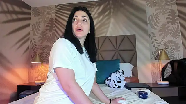 Snapshot of LIAH_IZUMI chatting on 10-01-25, 10:54 LIAH IZUMI online show from 10-01-25, 10:54