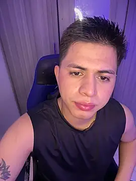 Niicky1  online show from 04-01-26, 02:25