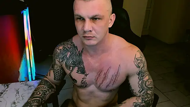 Snapshot of MrrKray chatting on 01-05-25, 10:21 MrrKray online show from 01-05-25, 10:21