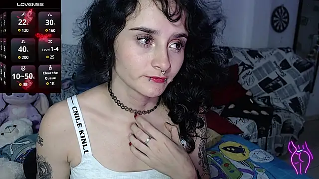 Snapshot of kitty22_ chatting on 01-23-25, 11:26 kitty22 online show from 01-23-25, 11:26
