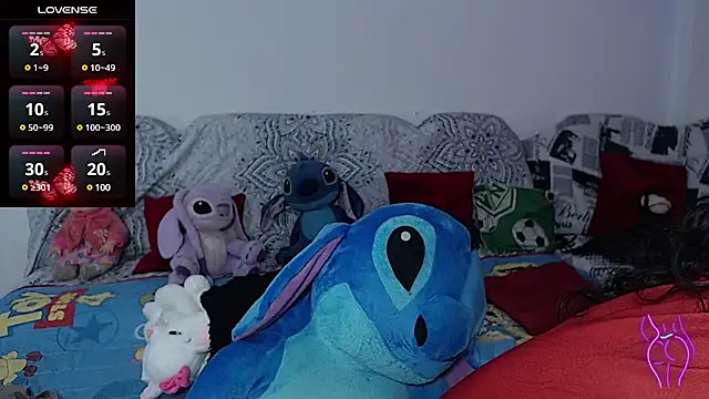 Snapshot of kitty22_ chatting on 01-27-25, 01:30 kitty22 online show from 01-27-25, 01:30