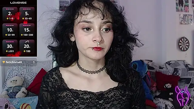 Snapshot of kitty22_ chatting on 02-12-25, 03:27 kitty22 online show from 02-12-25, 03:27