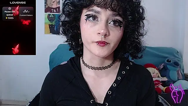 Snapshot of kitty22_ chatting on 09-27-25, 01:38 kitty22 online show from 09-27-25, 01:38