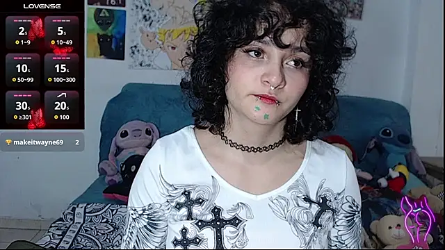 Snapshot of kitty22_ chatting on 10-22-25, 12:49 kitty22 online show from 10-22-25, 12:49