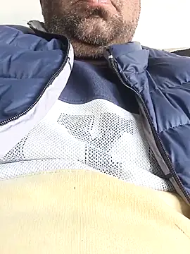 lund lol online show from 02-17-25, 06:20