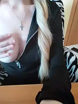 Elza kom online show from 03-02-25, 08:48