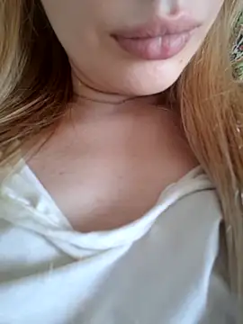 Elza kom online show from 09-14-25, 05:50