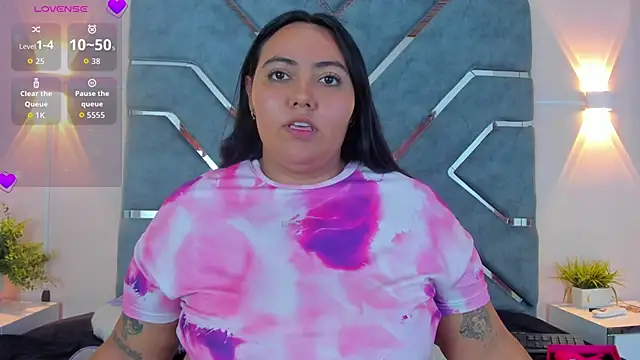 LucciaPorter online show from 05-10-26, 03:17