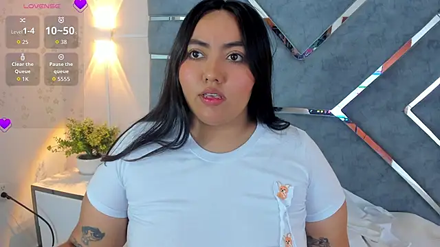 LucciaPorter online show from 06-23-26, 03:32