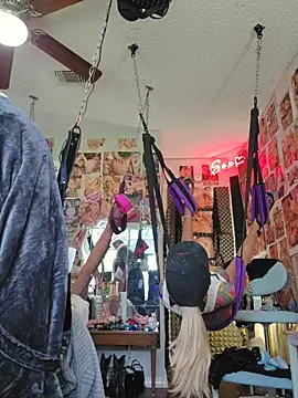 luvs2cumm69 online show from 03-26-26, 08:14