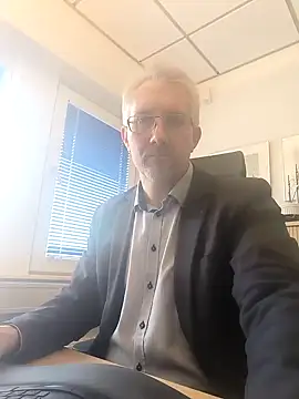 Snapshot of tom-swede chatting on 12-05-24, 01:06 tom-swede online show from 12-05-24, 01:06