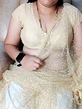 Traditional Housewife  online show from 02-16-25, 03:48
