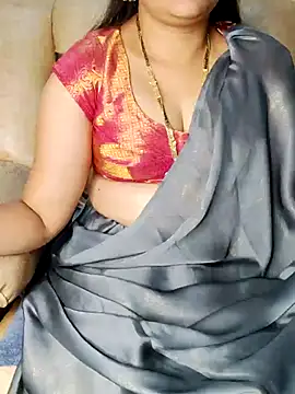 Traditional Housewife  online show from 02-17-25, 02:59