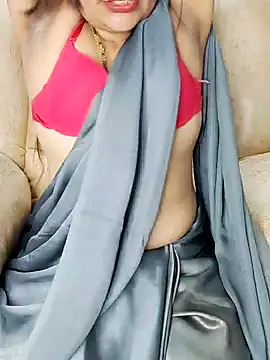 Traditional Housewife  online show from 03-16-25, 04:30
