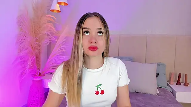 sofia pamela online show from 01-25-25, 03:20