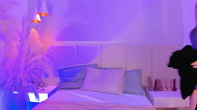 sofia pamela online show from 02-22-25, 07:36