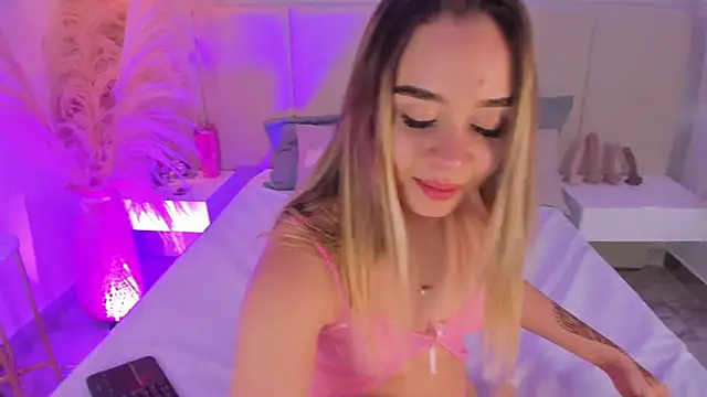 sofia pamela online show from 03-22-25, 07:42