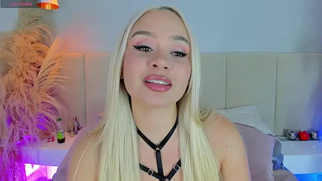 sofia pamela online show from 09-24-25, 07:17