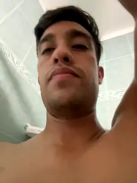 Magicerosxx69 online show from 09-09-25, 04:45