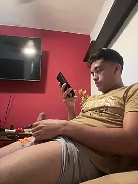 Magicerosxx69 online show from 03-16-26, 03:49