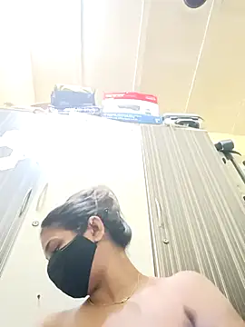 Snapshot of indianliza chatting on 09-27-25, 03:00 indianliza online show from 09-27-25, 03:00