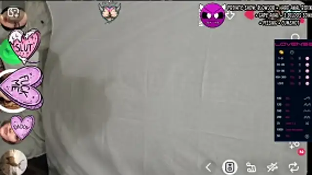 AteneaDolly online show from 05-11-26, 02:34